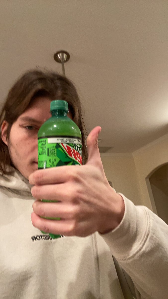 Original_LD's tweet image. For the last time I stay up until 3 am to binge a new @BoJackHorseman release. I can’t put into words how much this show means to me let alone 280 characters. Shout out to @RaphaelBW @alisontafel @katypurdy and the whole team for making something so impactful! #backinthe90s