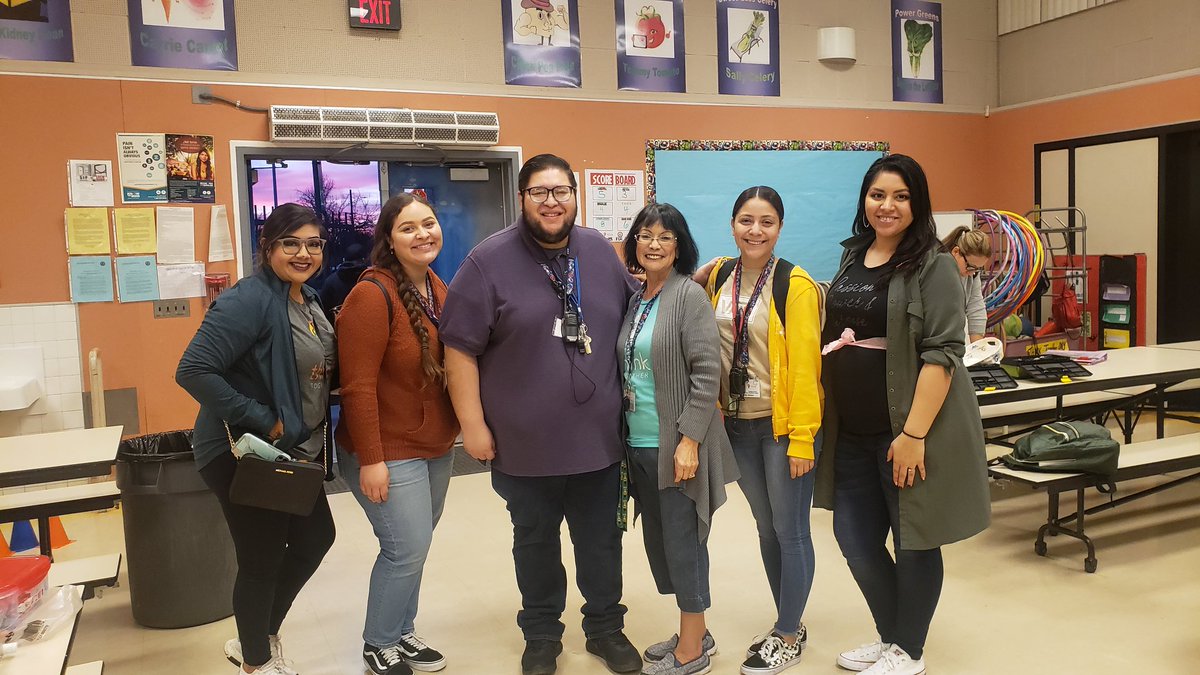 LincolnThinkers's tweet photo. I want to give a big shoutout &amp; congrats to Mr. Alberto for helping us change the odds for kids! Today was his last day w/ us &amp; tomorrow he starts his new position as Site Coordinator at Dunn Elementary in Rialto! He will be surely missed but he's promised to stop by and visit! https://t.co/GrP99bkV9A