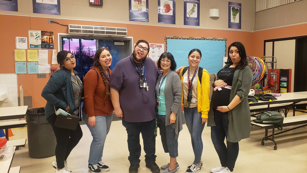 LincolnThinkers's tweet photo. I want to give a big shoutout &amp; congrats to Mr. Alberto for helping us change the odds for kids! Today was his last day w/ us &amp; tomorrow he starts his new position as Site Coordinator at Dunn Elementary in Rialto! He will be surely missed but he's promised to stop by and visit! https://t.co/GrP99bkV9A