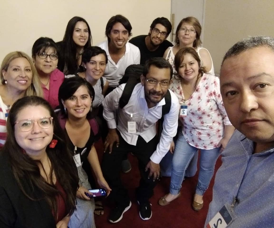 caminamos_ee's tweet photo. Hoy tuvimos la #2Reunion d la Mesa Ampliada #Epofs, #Raras o #Huérfanas, #Cuidadores y #PcD.
#Avanzando
#Ideando
Una vez finalizada la reunión aprovechamos d planificar nuestras próximas acciones como parte de #FenpofChile para el 29/02/2020.
#VamosConTodo🙌
#VamosPorMas💪 https://t.co/2XeOxPNhdR