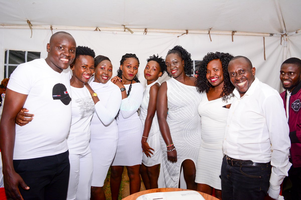 dlightKE's tweet image. Our #dlightfulFridays takes you all the way to North Rift. Brightening your day in white.