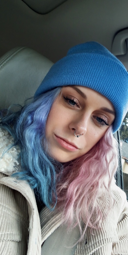urhusbandisgaey's tweet photo. cotton candy, bubble gum bitch🍬 https://t.co/bbaj8KQYRj