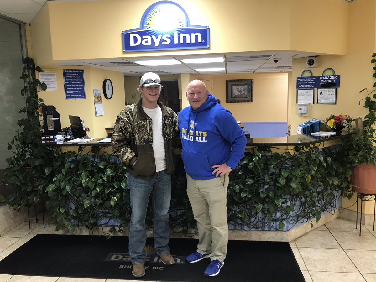 AthleticsFCPS's tweet photo. We just got to our hotel here in Shelby,NC  after 12 hours of driving. Congrats to Steven Whittemore for receiving a baseball scholarship to Cleveland Community College. Now he can concentrate on having an awesome senior season! @suptking https://t.co/hdhF1BLDMZ