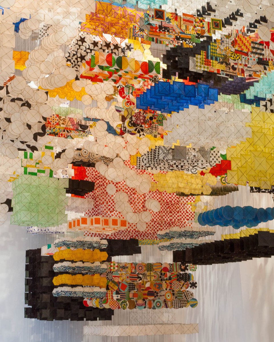 NonagonStyle's tweet photo. Today is the 'Inspire Your Heart With #Art Day'! Let's walk into the #imagination world of Jacob Hashimoto☁️The giant #installation art is a visualization of many hanging kites with #colorful patterns!
-
Gas Giant, 2017
Artist: #JacobHashimoto https://t.co/q1v23nIWTM