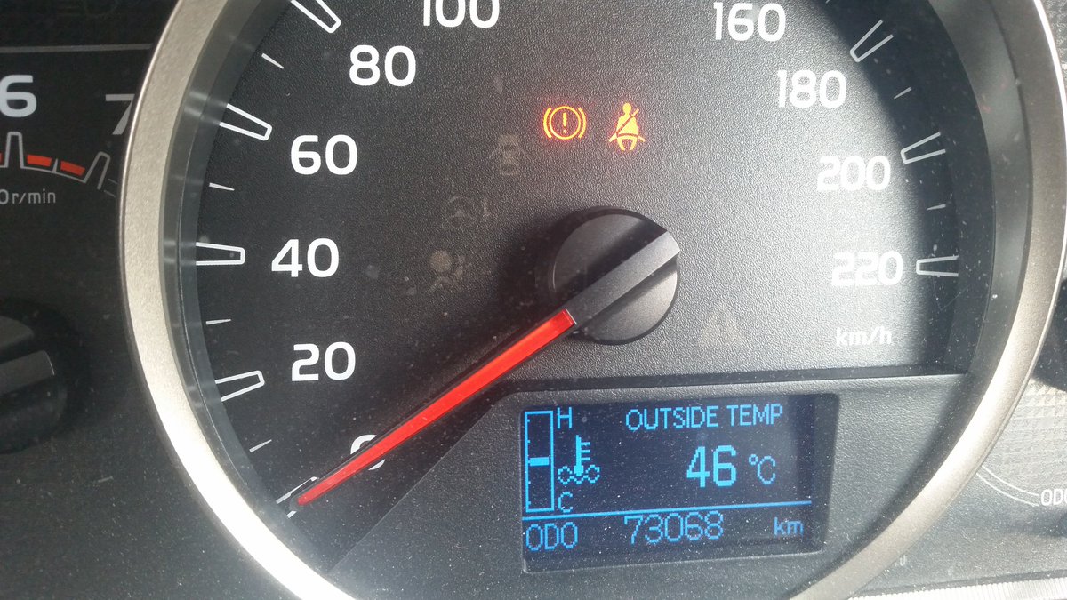 20 minutes later at 5.15pm it went up a degree to 46 degrees. Excellent. Weather forecast is for snow tomorrow in Tasmania, it's ok though cause ScoMo assures me there's no climate emergency