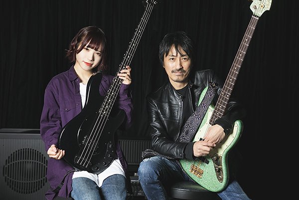 Bishオフィシャル V Twitter ベース マガジン アユニ連載第13回 あのベーマガでスタートしたアユニの連載 Zoozooしくも先輩 お世話になります ベーシストの先輩に上達の秘訣を教わります 第13回は元オリジナル ラブの小松秀行さんにr Bを学ぶ 1 18