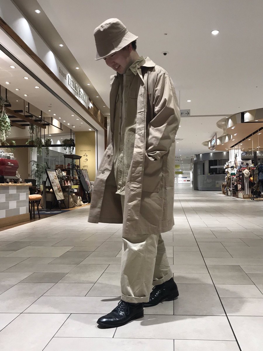 ユニバーサルオーバーオール