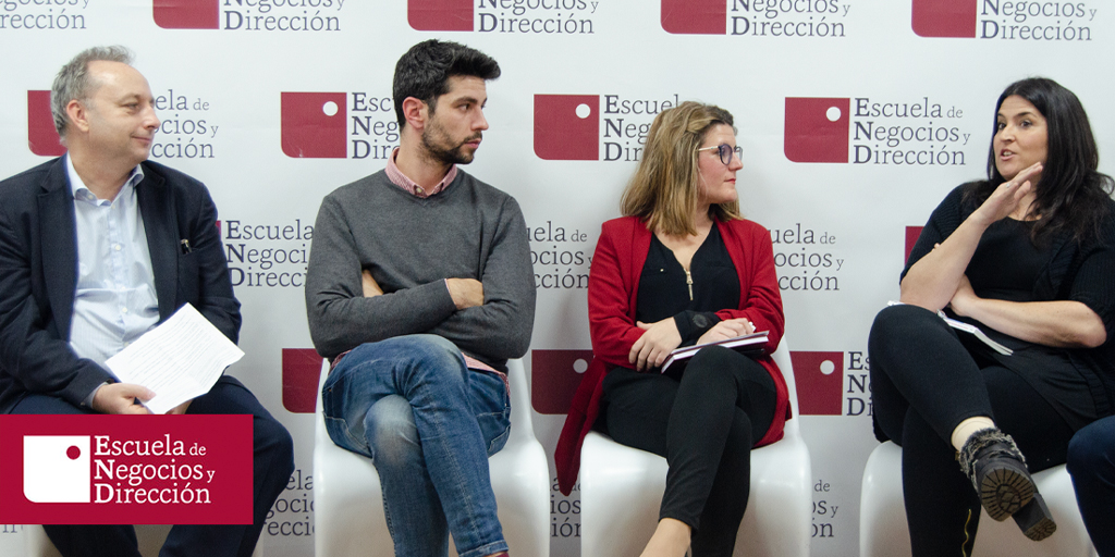 uemcbusiness's tweet photo. 🙌Lleno absoluto en #ENyDSocialMedia donde hemos podido aprender de auténticos profesionales como @VanGarBar, @DonPabloBernal, @Clemenzzas, Verónica Rodríguez y Patrick Dorst. Con ellos hemos hablado de #copywriting, #socialmedia, #MarketingDigital y #growthhacking. ¡Gracias! 👌 https://t.co/H9tSWH4Iwu