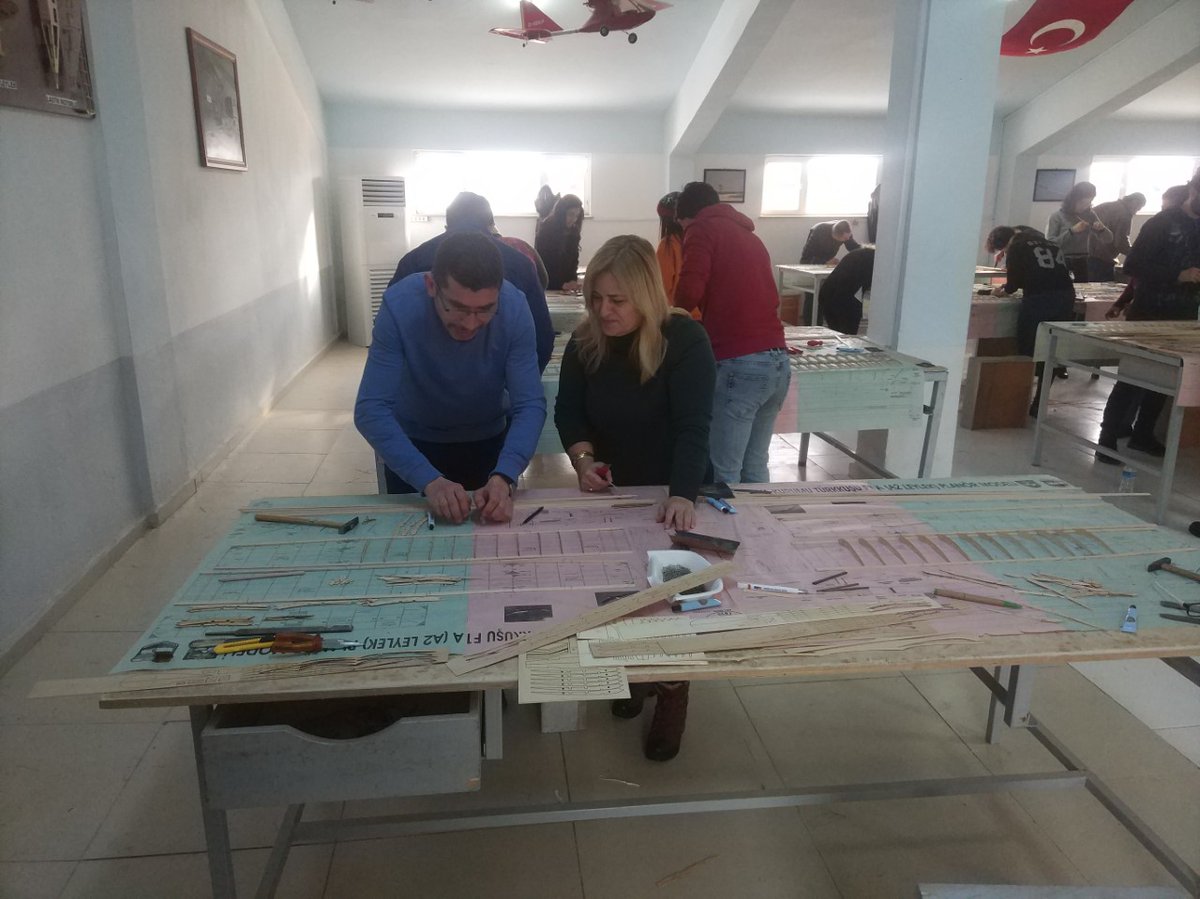 turkhavakurumu's tweet photo. THK İnönü Havacılık Eğitim Merkezi’nde THK Şube saymanları için rehber öğretmen tekamül kursu açıldı. Kursa, THK Polatlı, Karaman, Konya-Ereğli, Samsun-Bafra, Eskişehir-Mihalıççık ve Muradiye şubeleri ile Adana şube saymanları katıldı.
#thk1925 #thkinönü #thk #tekamülkursu https://t.co/SdTnJjEspL