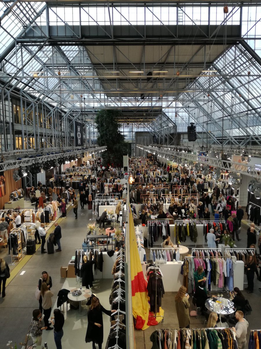 austria_in_DK's tweet photo. Our impressions from #copenhageninternationalfashionfair #ciffdk. Grab the occasion to meet Austrian exhibitors on the last day of the fair. @legero_at @ThinkSchuhe #skinybodywear #huberbodywear #HöglShoeFashion @GeratexTrading #ErichFend #schneiderssalzburg Textil Karntner https://t.co/5eb4sJl14l