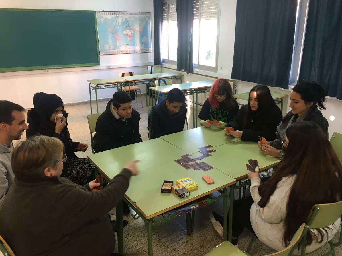 martaribosalsas's tweet photo. Millorem la #salutcomunitaria apostant per la metodologia #aps i el #serveicomunitari . Activitats #intergeneracionals que apropen mirades i realitats. Avui hem acabat les fases d’aprenentatge amb @InsBaetulo @insenricborras institut Baldomer solà. Que tingueu un bon trimestre https://t.co/sCiArH2nle