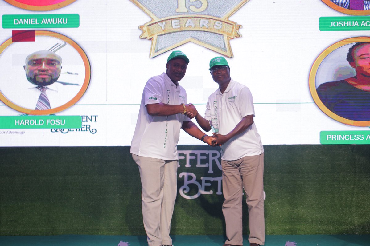 enterprisegh01's tweet photo. Becoming  a part of the family and Enterprise success story for a decade and over is no small feat. 
Ayekoo to all the Long Service Award winners 🙌🏽🎖🎉

#DifferentAndBetter #EnterpriseLife #YourAdvantage https://t.co/wpqiqAcLyz