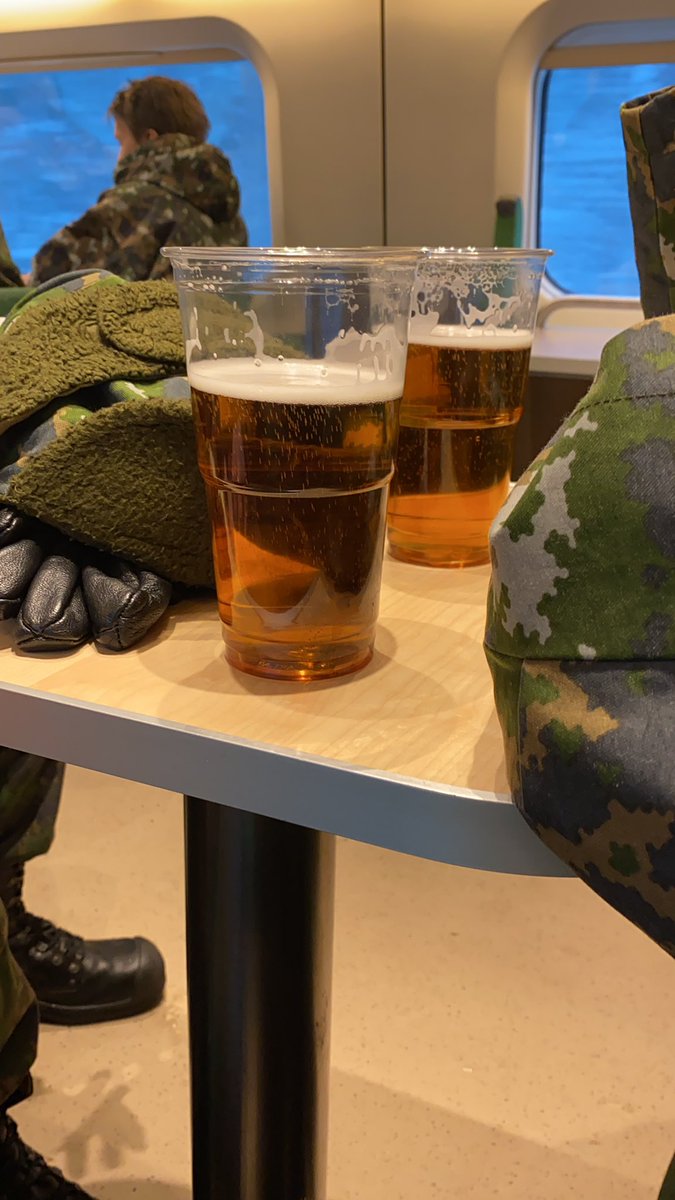 Matilainen_91's tweet photo. Beer taste good after a week of shit🥰 #morttileiri #lomille https://t.co/3r55qo1WbO
