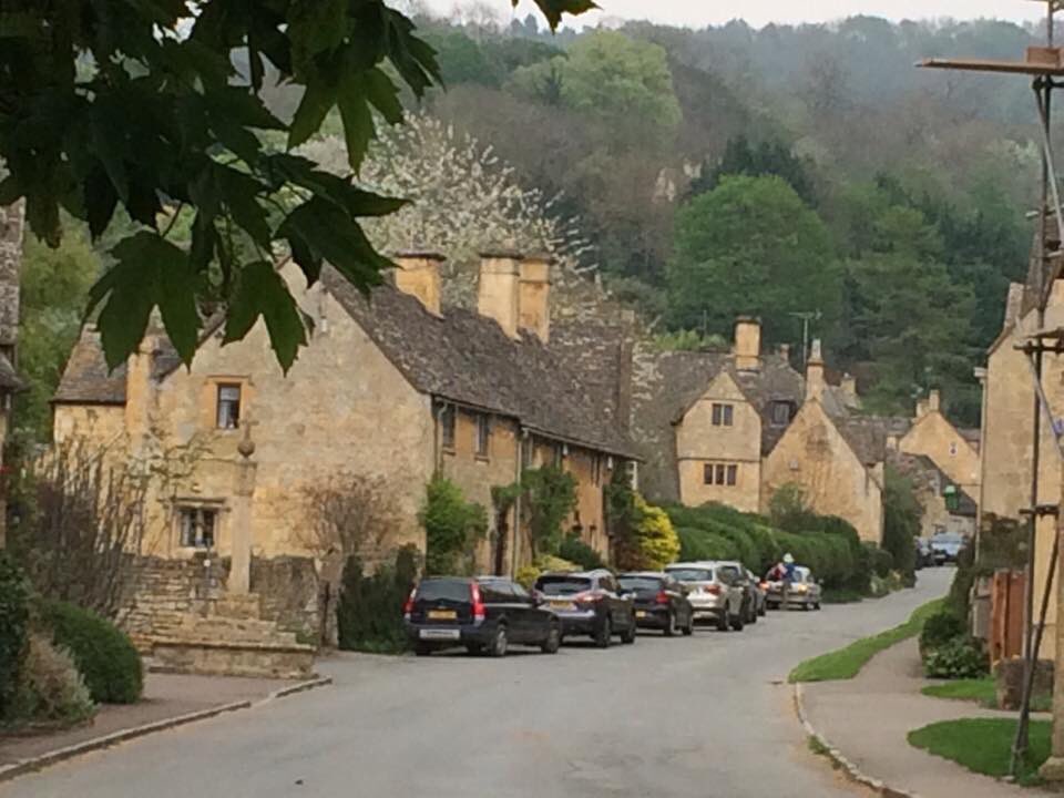 Cotswold Way 50th Anniversary

Self-Guided Circular Walks: No. 3 Stanton, Snowshill &amp; the Edge.
Distance: 6m (Short cut - 2.5m)
Time: 3.5-4.5hrs  (1.5-2.5hrs)
Difficulty: Moderate 
Details: cotswoldsaonb.org.uk/wp-content/upl…
@CotswoldsAONB 
<a href="/CotswoldWay/">Cotswold Way Association</a>

#cotswoldway50   #cotswoldwayfuture