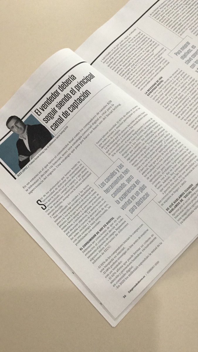 retailmeeting's tweet photo. Recuerdo cuando esperaba impaciente el nuevo número de la revista @Emprendedores para cazar un idea.
Hoy me levanto compartiendo un artículo de opinión sobre #socialselling 
Gracias a todos por ayudarme a hacerlo posible 
#digitalselling #digitalsales #alexlopez https://t.co/EraZsLUQjf