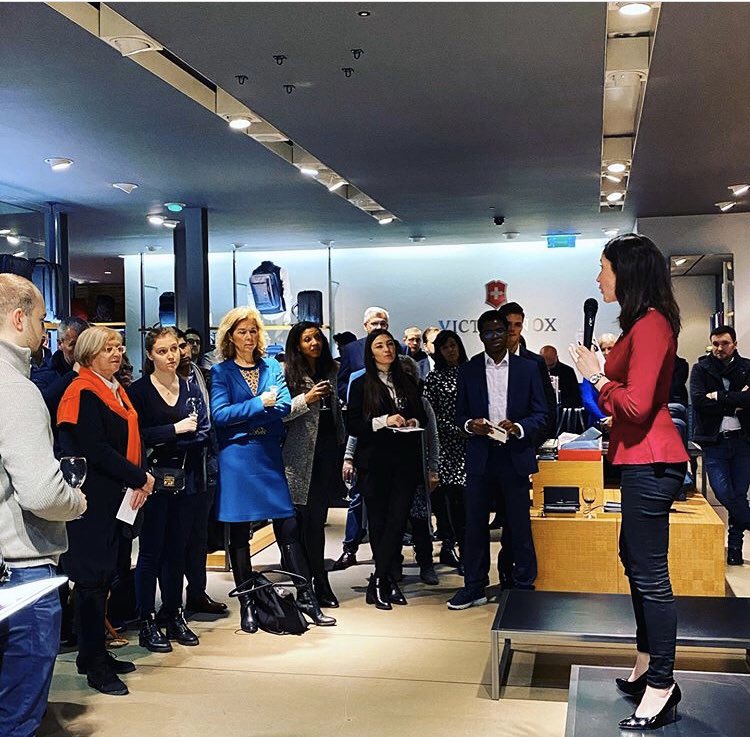 Lafouine692's tweet photo. "Pulling a good network together takes effort, sincerity and time." -- Alan Collins

Great event yesterday at @Victorinox  in London! 

After guests were reminded of some top #networking tips, the room was buzzing with great #conversations and swapping cards! 

#events #London https://t.co/LXJYc5qhpC