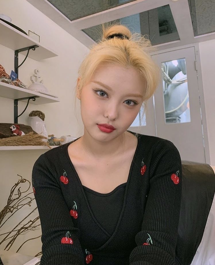 renahin___'s tweet photo. 200131 아인's 인스타 update

🧚‍♂️

#모모랜드 #MOMOLAND #モモランド #아인 #AHIN #アイン @MMLD_Official

📷©heyitsahin_ https://t.co/NmhRTGDq08