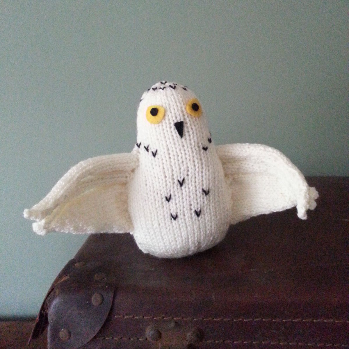 knitted snowy owl