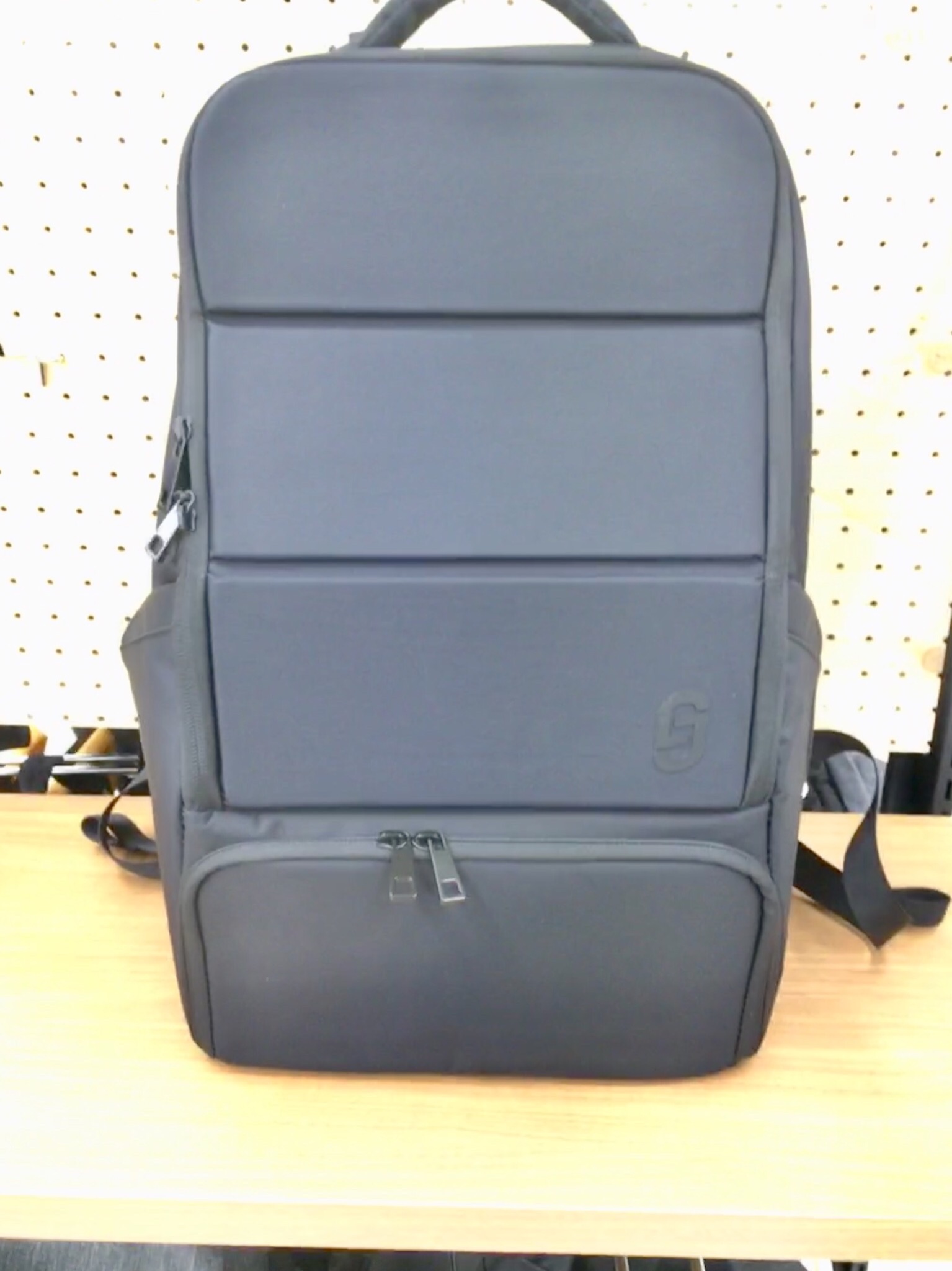 エレコム×ハンズ　ガジェットバッグ　グランドギアーズ（Grand　Gears） エレコム×ハンズ ガジェットバッグ グランドギアーズ（Grand Gears