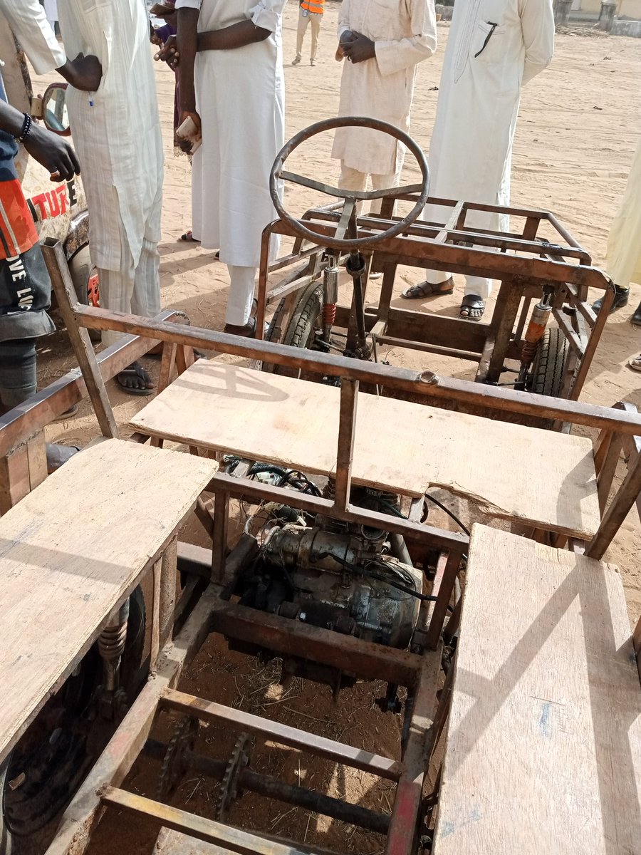 Little_Ismail's tweet photo. Car Made from Local Materials at Gombe Science & Tech Innovation Expo 2020
@GovernorInuwa @DrIsaPantami @DrSamboMagaji @AminaJMohammed @ngrinnovation @NITDANigeria @_waziri_ismail @abba_da @JAliyuNADDC
#Innovate2Develop https://t.co/OBo6Da1QuC