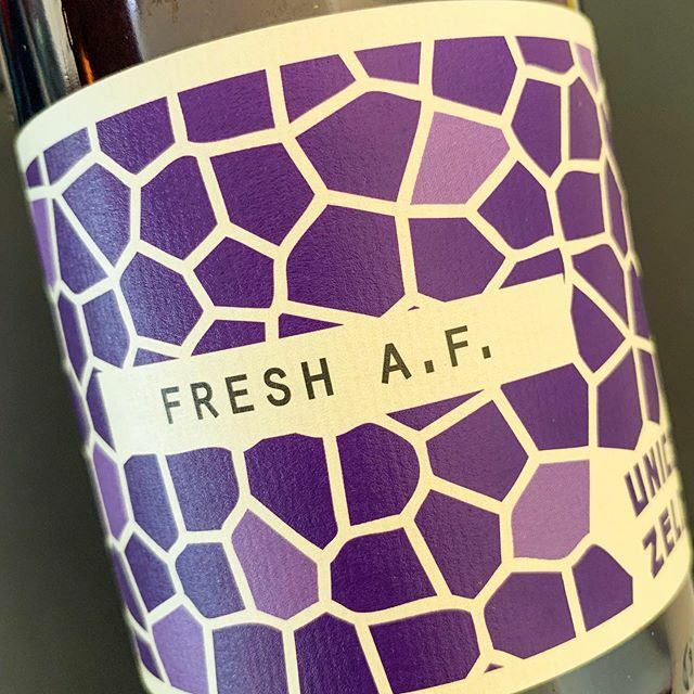 getyourthurston's tweet photo. @unicozelo Fresh A.F. 
Nero d’avola and zibibbo.
#wine #summerdrinking #tweet https://t.co/LCShUxUrnU https://t.co/JAwxRv9ODM