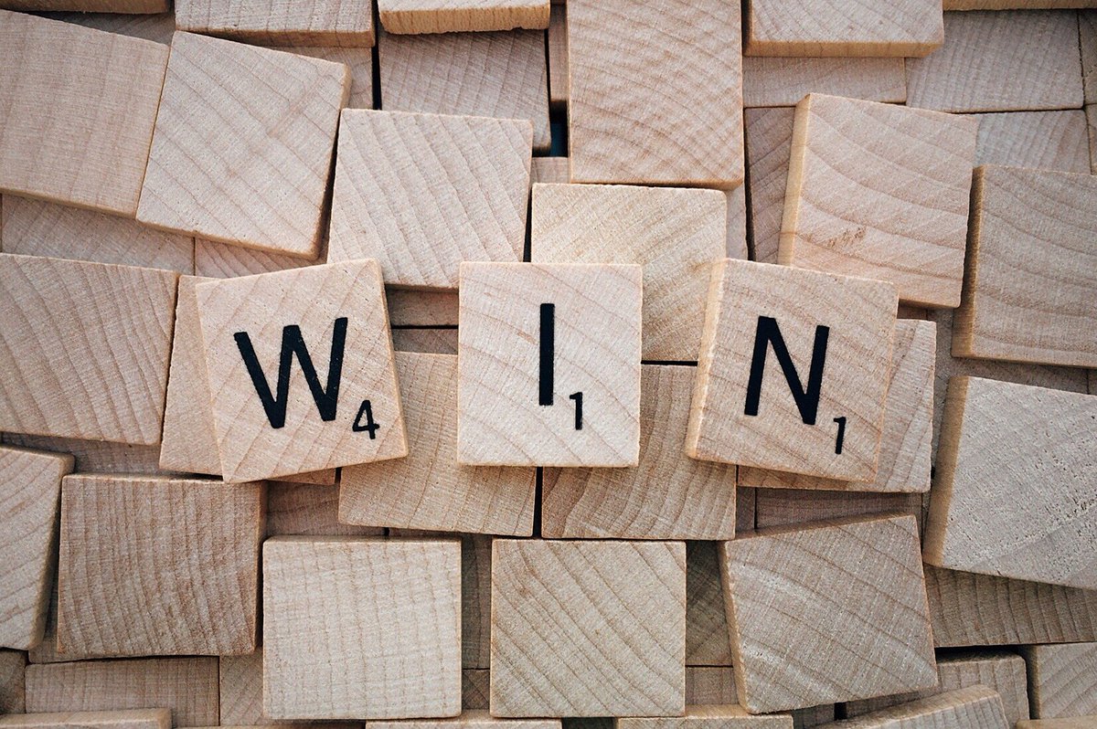 global_1st's tweet photo. 1 month down &amp; another 11 months to go! How are those New Year's Resolutions holding up?  Tell us what your NYR is here: https://t.co/eyCzolcUV9 &amp; #tagafriend to be in with a chance of winning a reward for all your efforts so far :)  

#giveaway #repost #giveaways #contest #win https://t.co/ByGKYCKWLK