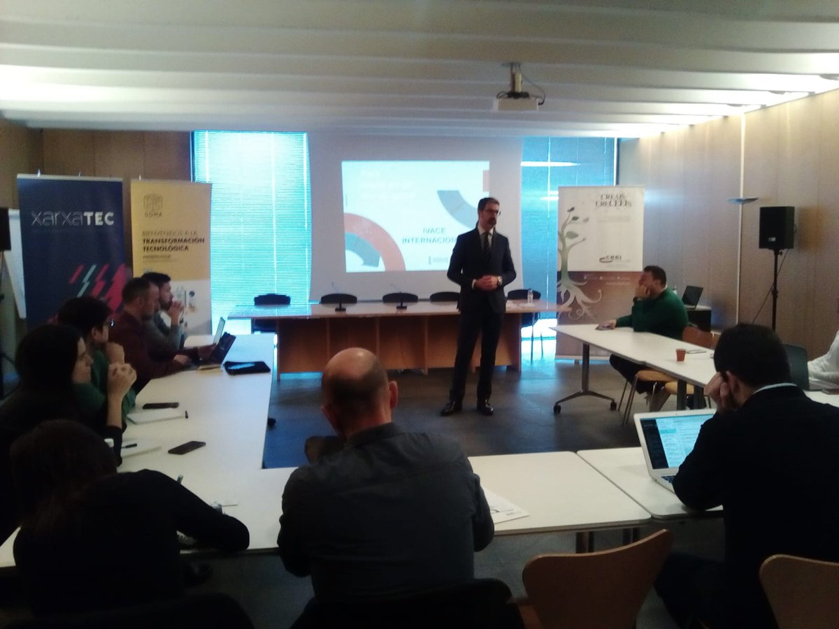 CEEICastellon's tweet image. En CEEI Castellón, esta mañana, reunión de trabajo con @GVAivace sobre misiones internacionales tech para startups y empresas tecnológicas. Presentan a la técnica de IVACE, Mónica Payá, nuestro director, @JustoVellon, y el gerente de #Xarxatec, Manuel Gozalbo.