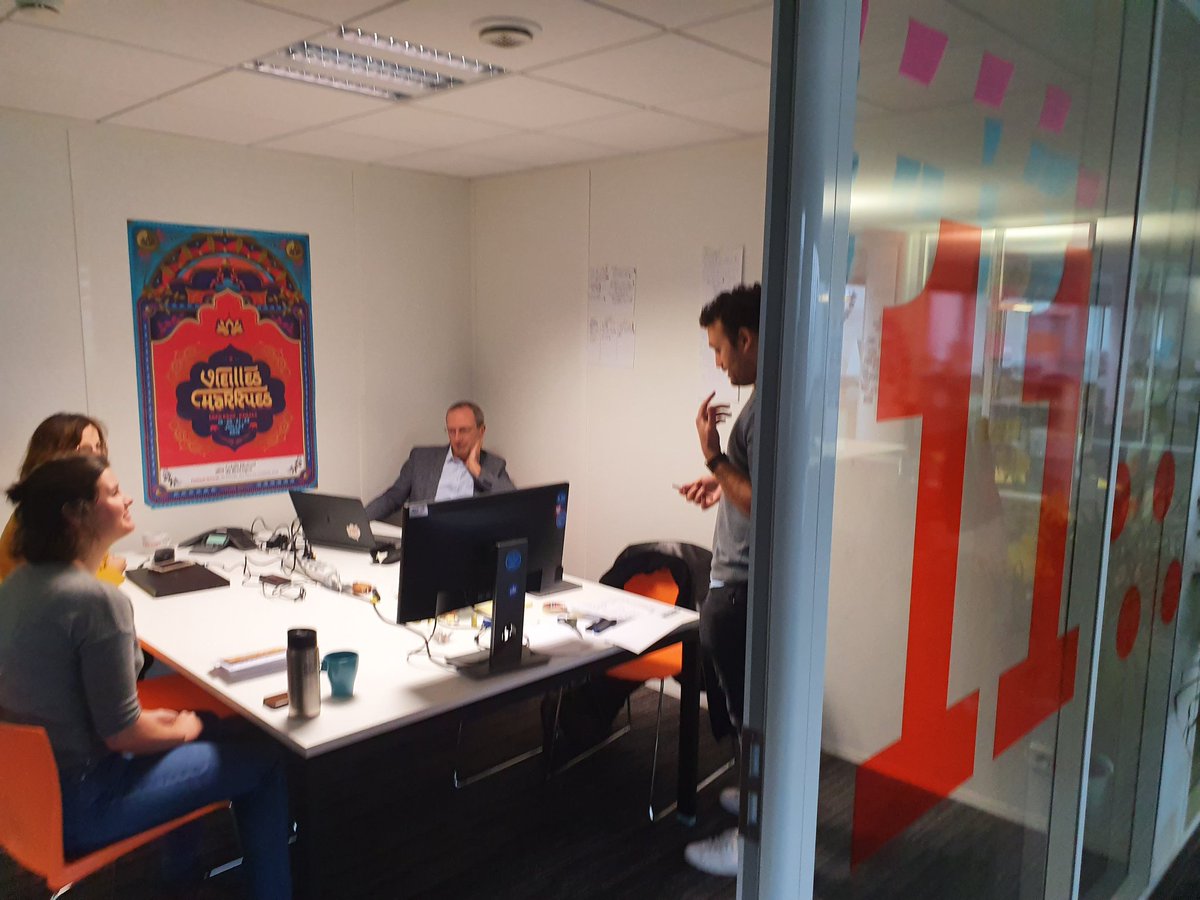 BleuseMickael's tweet photo. Comment passer de l'ideation à l expérimentation : 1ère session d'accompagnement des lauréats du #hachatonarkea en mode commando dans les locaux de @SayBressst @lesquaredarkea #teampio #DRFH @WeAreArkea @cmarkea https://t.co/kY4nuv311E