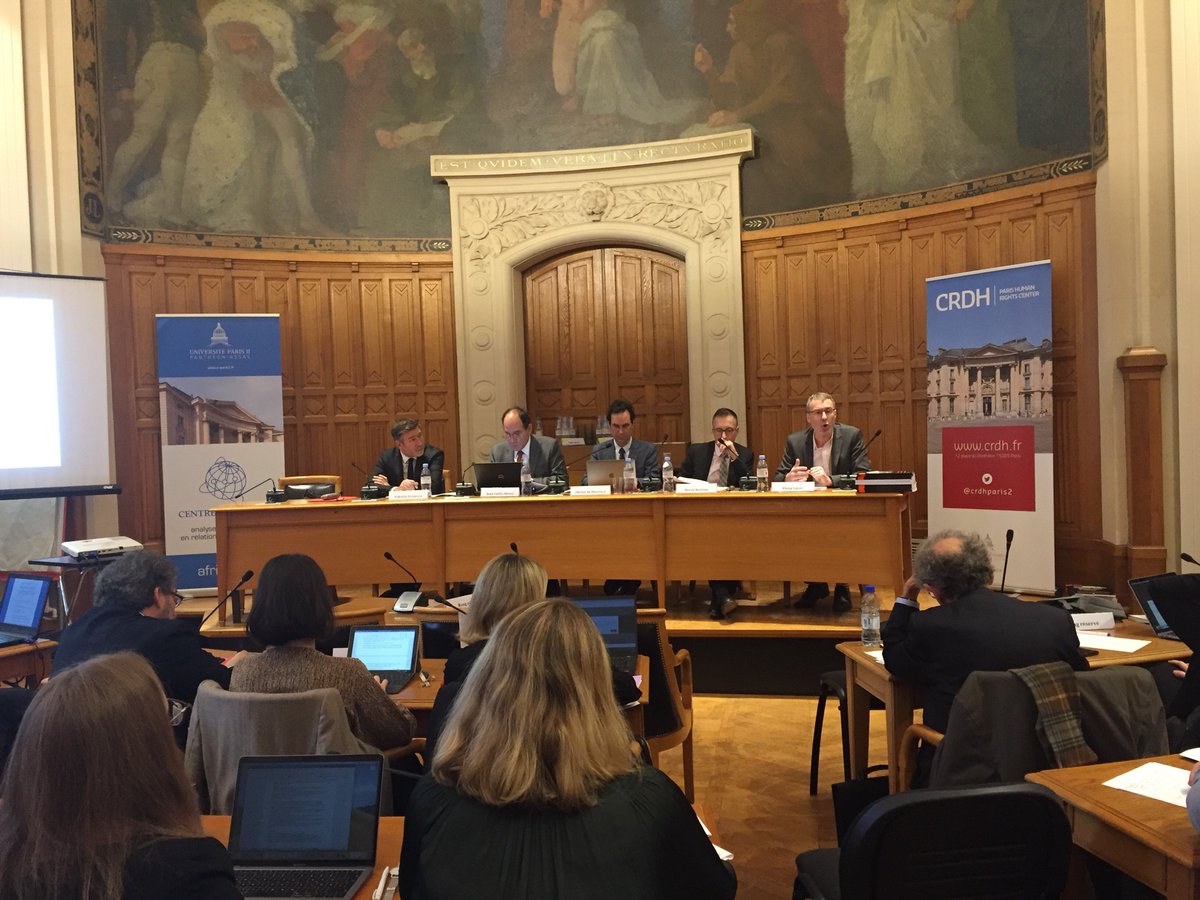 AfriThucy's tweet photo. Deuxième jour des Cinquièmes Journées de la Justice pénale internationales à @AssasParis2 ! Table ronde sur le principe de complémentarité, avec le Pr. @OFrouville, Fabricio Guariglia, @PhilipGrant40, Pr. Juan Carlos Henao et Pr. Ascensio. #JPI5 @crdhparis2 https://t.co/JWjbWTFYDJ