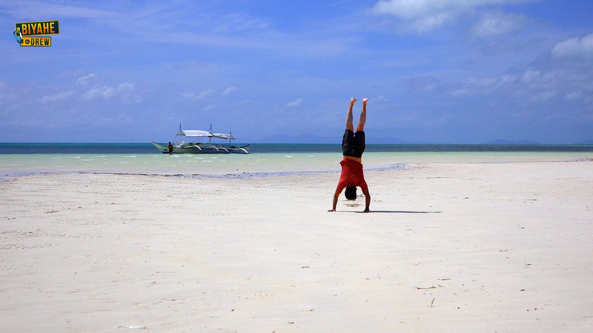 BiyaheNiDrew's tweet photo. Malapit nang magsimula ang #BNDBalabacPalawan! Tutok na sa @gmanewstv, Biyaheros! 👌 https://t.co/qZOJWknItl