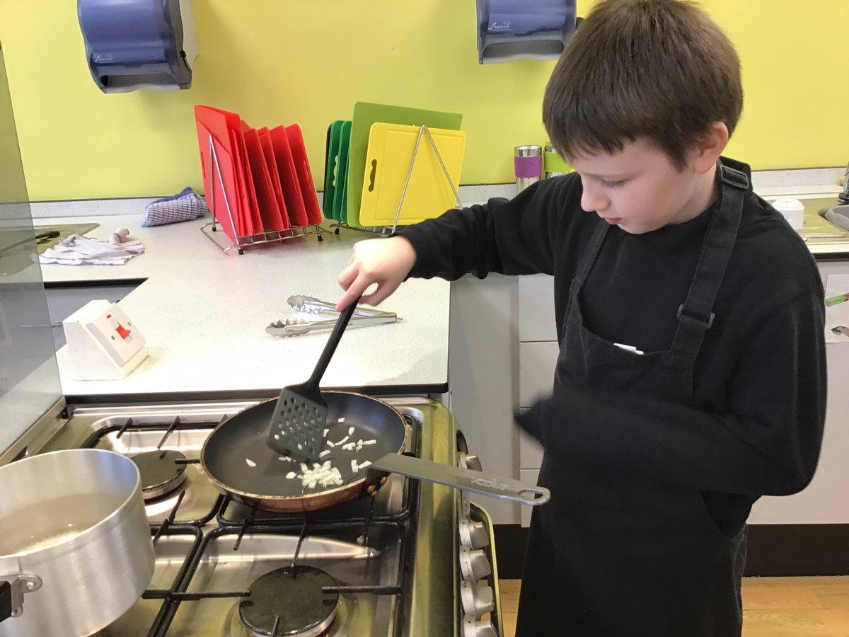 A great food technology session with KS2. Learning life skills that they can use when they leave. #tprs #lifeskills