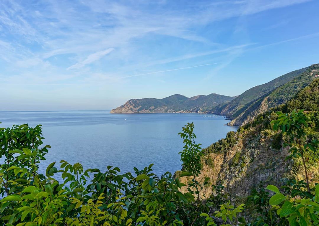 ResLiguria's tweet photo. Giornata di sole alle Cinque Terre 🌞

Foto ©: https://t.co/3hdn8q9QO2

#CinqueTerre
@CinqueterreTrek https://t.co/7RXRNkl4ix