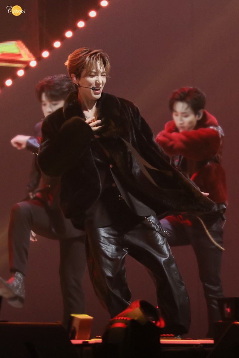 200130 SMA2019
DO NOT REMOVE LOGO/EDIT/BUSINESS USE  
RE-UPLOAD PLEASE CR
#Leeteuk #이특 #박정수 
<a href="/special1004/">Lee Teuk</a>
