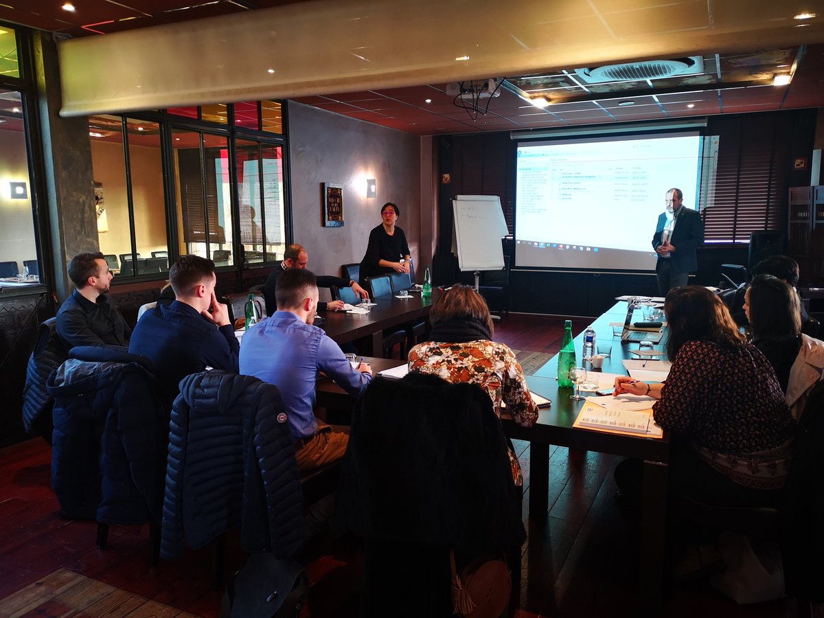 La protection du chef d'entreprise est une de nos priorités et nos collaborateurs #axa les accompagnent.
#prevoyance #Aude #pyreneesorientales <a href="/EgotSandrine/">sandrine Egot</a> <a href="/DACHIER_S/">Dachier_axaSO</a> <a href="/olivierlatron/">Olivier Latron</a> <a href="/Cayrac1/">Cayrac</a> <a href="/BertrandDauba/">Dauba</a>