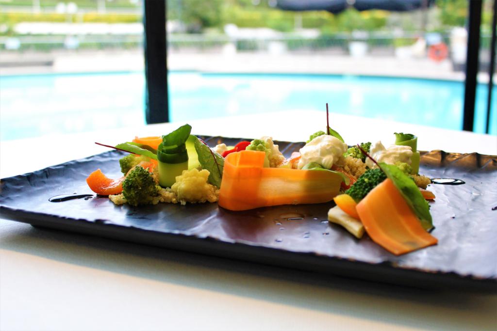 Quinoa with burrata cheese and vegetables: a light and colorful appetizer for sharing an inspiring lunch break, overlooking the pool. Come to taste the winter proposals of our Chef: 📞 +39 3336230822
📩  aqvirestaurant@sheratonrome.com