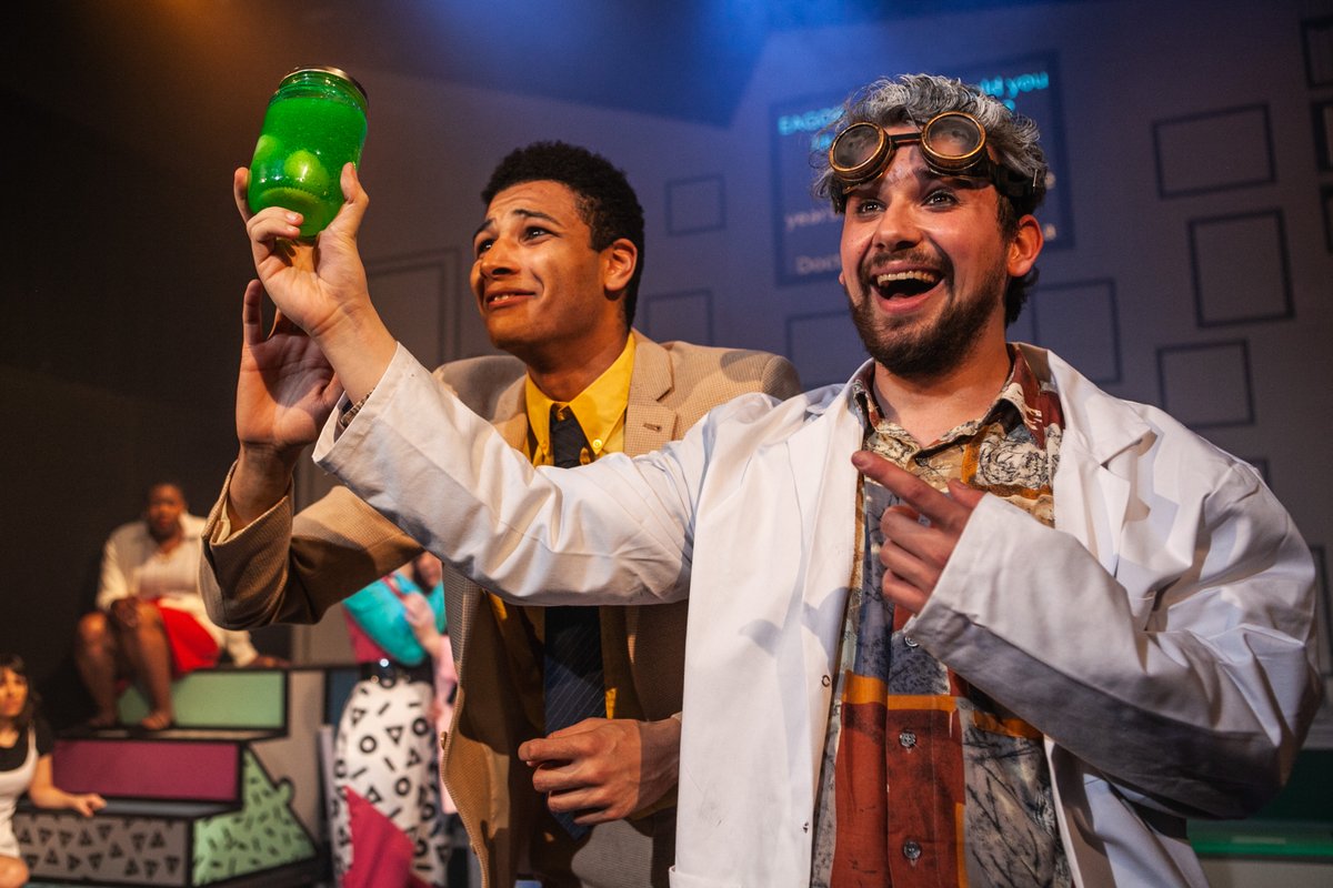 bathspalive's tweet photo. Skunk opened last night to a near sell out crowd - make sure you book your tickets for the last three performances tonight and tomorrow #ustinovstudio #bathspauniversity #theatrebath @BathSpaUni @visitbath @TheatreRBath @BathNow @InBath https://t.co/o4ssQTxOel