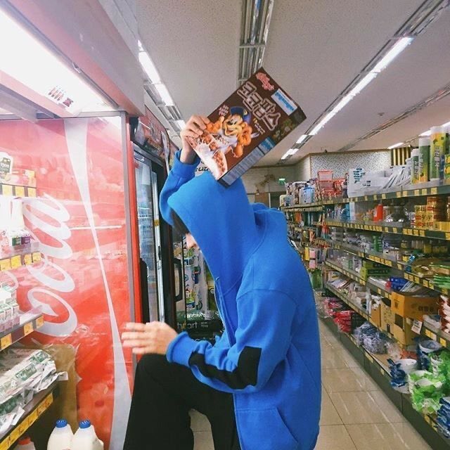 DOYOUNG tweet media