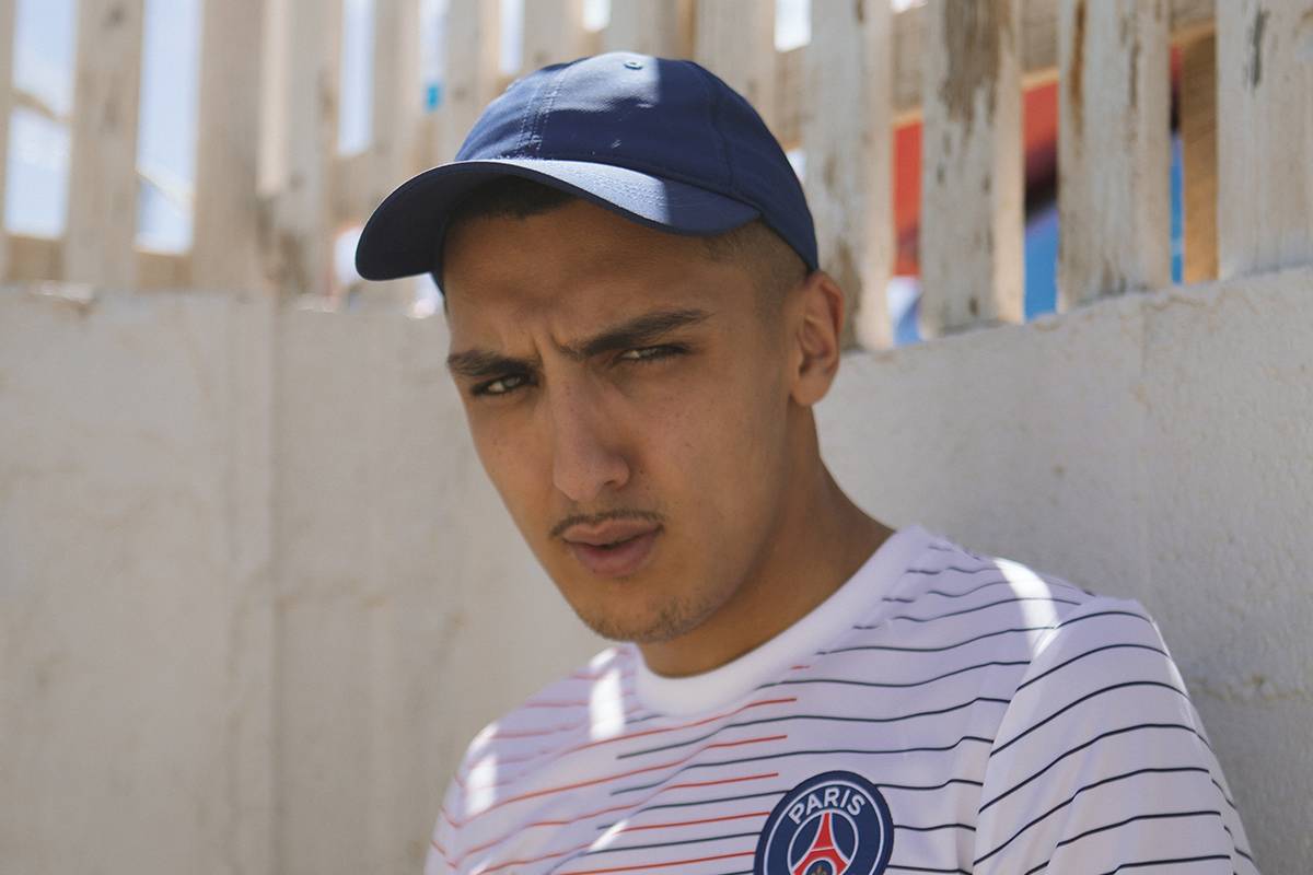 Llenando recintos allá por donde va, <a href="/el_moraddd/">MORAD MDLR</a> continúa liberando material inédito dejando claro que nunca cesa en su empeño de seguir creando. 

#LesDuele es el nombre que recibe su nuevo single, cuya pieza audiovisual verá la luz la semana que viene.

fleekmag.com/morad-les-duel…