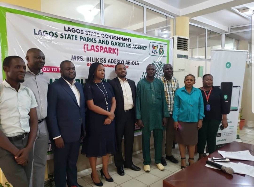 gokadang's tweet photo. We applauded @LASPARKLagos for their committment to making Lagos Greener and healthier, and joined the cause.

#FridayThoughts @lagosstategov @followlasg #RegulateNotBan
#Ourjobsmatter 
#TheirJobsmatter  #savetheirjobs 
#Saveourjobs https://t.co/UFxI5f0xnw