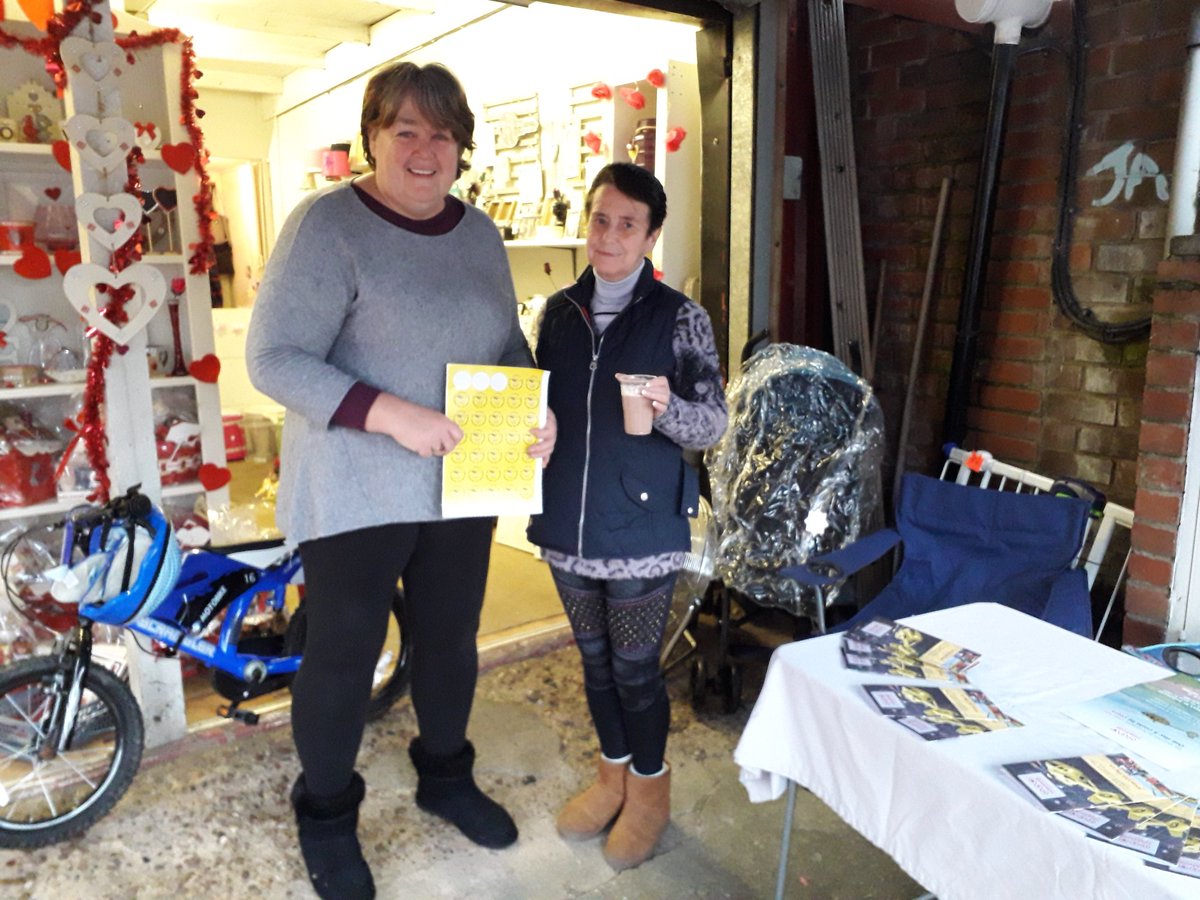 YAATeamWest's tweet photo. Happy #NationalHotChocolateDay Here's some of our lovely supporters from Heavenly Bling in South Elmsall celebrating #yaahotchocolateday with us! @yorkshireairamb 🍫🍰☕ https://t.co/sUfp8bMVbD