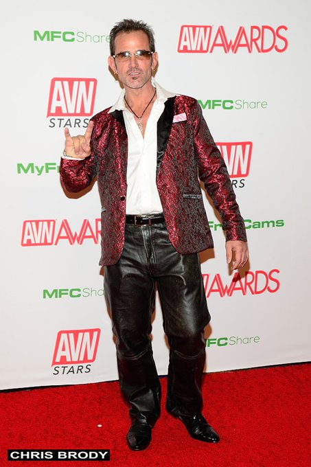 AVN Awards 2020 red carpet. Pics by Chris Brody. https://t.co/e0DLoAz5mK
