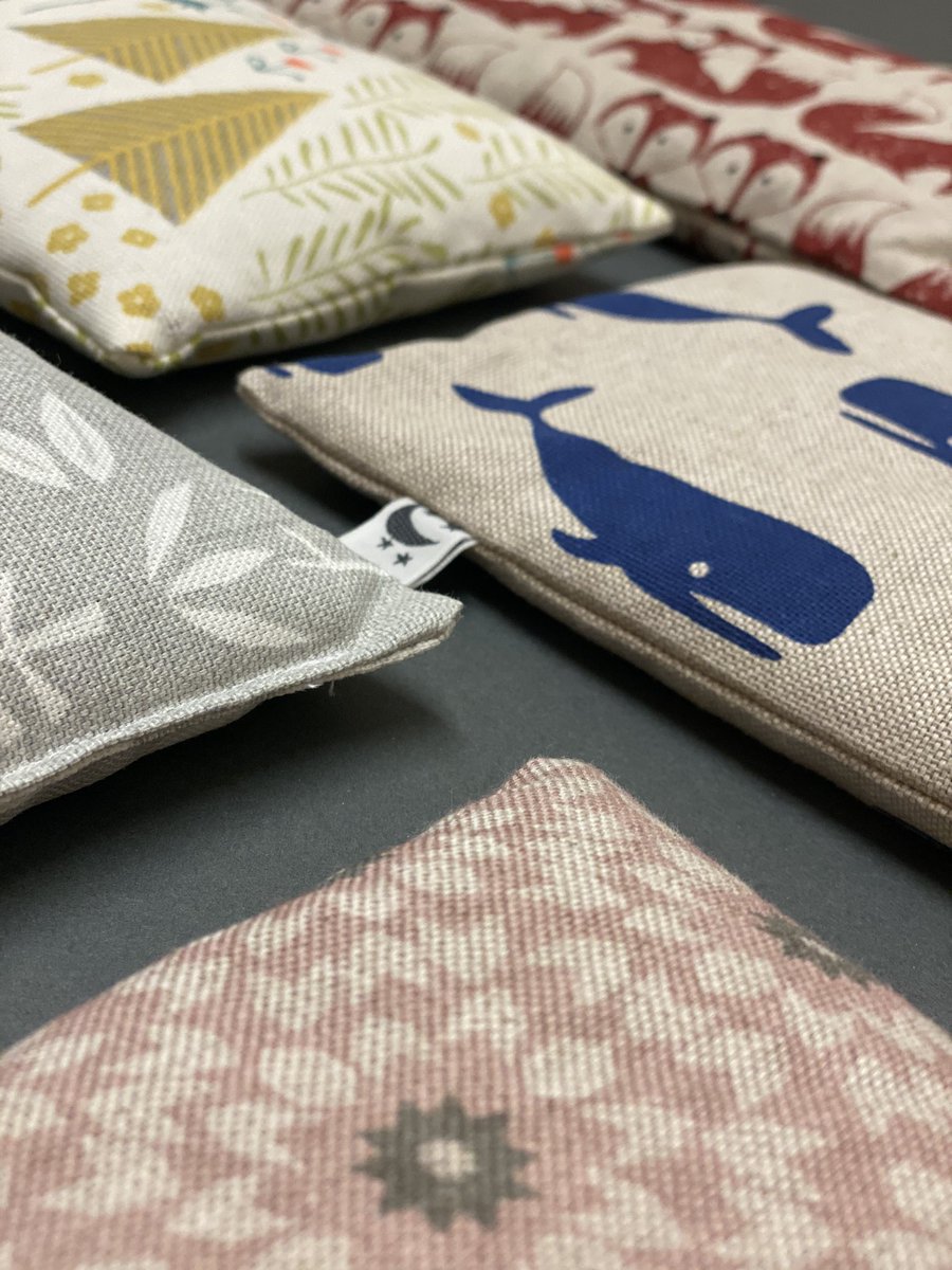 meeliemoon's tweet photo. Sore achy joints, muscle pain or sports injury? Why not try one of our reusable wheat bags or neck wraps? #https://etsy.me/2tdXlLK #wheatbag #warmth #heattherapy #heatpack #armoatherapy #eyepillow #staywarm #relax #wheatandlavender #naturalpainrelief #periodpain #endometriosis https://t.co/RKHyzNZmXF