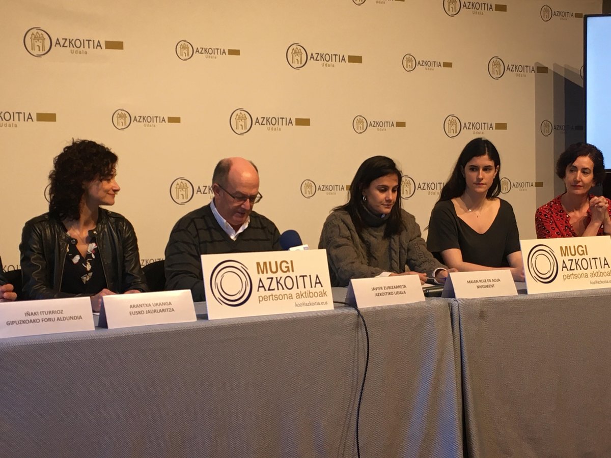mugimenteuskadi's tweet photo. 🔴 (eu) Javier Zubizarreta, Azkoitiko Udala: “Ikuspegi komunitario batetik herritarrak zaintzea dugu helburu.”
🔵 (es) Javier Zubizarreta, @Azkoitikoudala: "Queremos cuidar a las personas desde un punto de vista comunitario."
#MugiAzkoitia
#PertsonaAktiboak https://t.co/aJtv4CDQKi