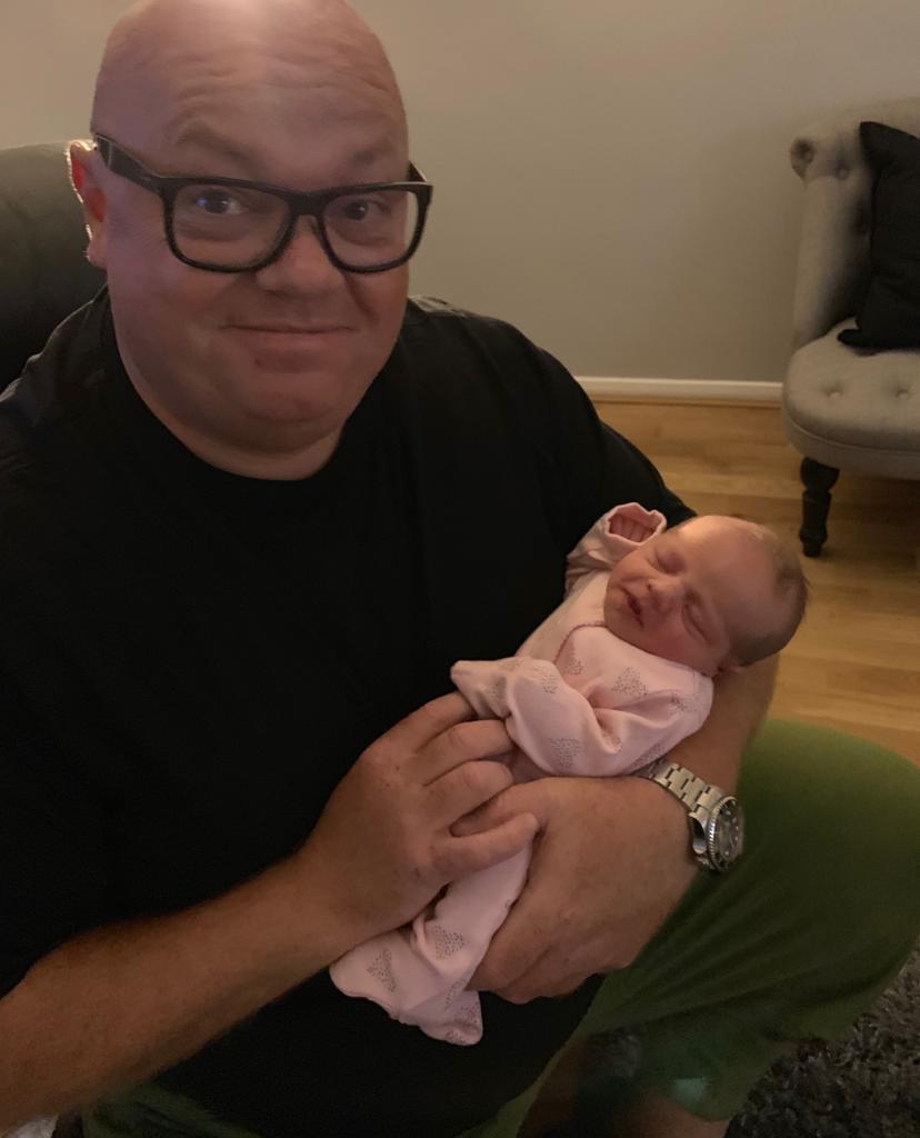 Sami_Deacons's tweet photo. And happy birthday Grandad! Lots of love from Daisy Do 💛😍 @bigmarke https://t.co/YcSlKNyt0O