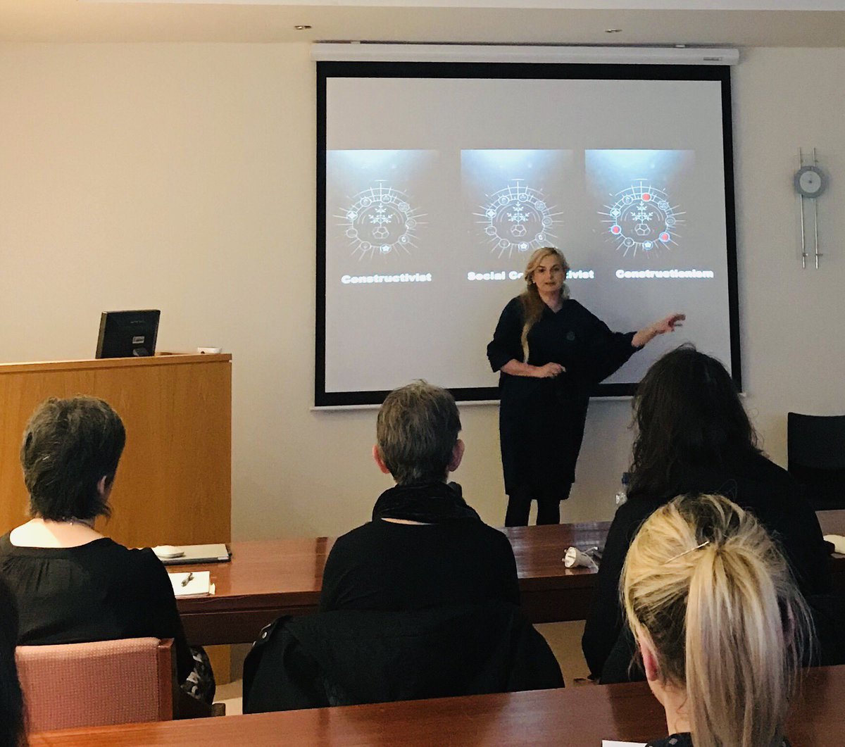 setu_ctel's tweet photo. @SusanSweeny introducing very interesting @ForumTL Using Digital Storytelling for Learning Engagement seminar about active and collaborative learning through transversal and literacy skills. #SUBORG #NFseminar @witctel @ComputingAtWIT @waterfordit https://t.co/CBXdUiQZ0D