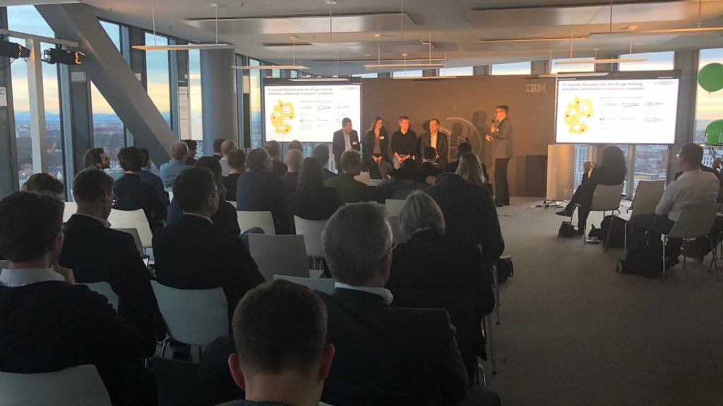 _KINRW's tweet photo. #KINRW in München beim Meetup von #AppliedAI. Zusammen mit anderen Landesinitiativen wird erarbeitet, wie der #KI-Standort Deutschland im Zusammenschluss #AI4Germany gestärkt werden kann.💡🤖
@smartsystemshub @FraunhoferIIS #AIHamburg #aric @nicole_langrock https://t.co/Y5LoQSVwTH