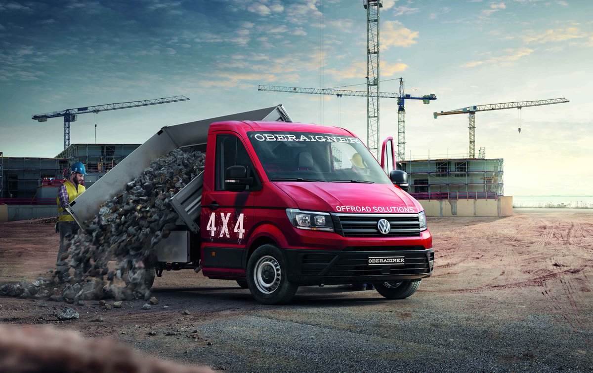 sprinteroffroad's tweet photo. VW Crafter mit Oberaigner-Allrad: Ab sofort bietet Oberaigner in Kooperation mit #VolkswagenNutzfahrzeuge einen Offroad-Umbau für den Crafter bis zu 5,5 t zulässigem Gesamtgewicht an. Eine permanente Allrad-Lösung ohne Niveauanhebung und mit einem Zusatzgewicht von nur 130 kg. https://t.co/ES7HTH1GvO