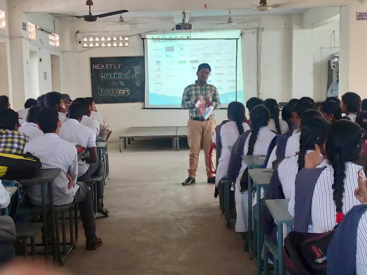 AnudipF's tweet photo. Anudip team from Vijayawada organized a free career awareness seminar at Prabhas degree college, Andhra Pradesh.
To know more about us please visit our website: https://t.co/Wm45i8CNJu or WhatsApp at 8145 111 444 or write to publicrelations@anudip.org
#careerexploration #Anudip https://t.co/0MMDLXbwNH