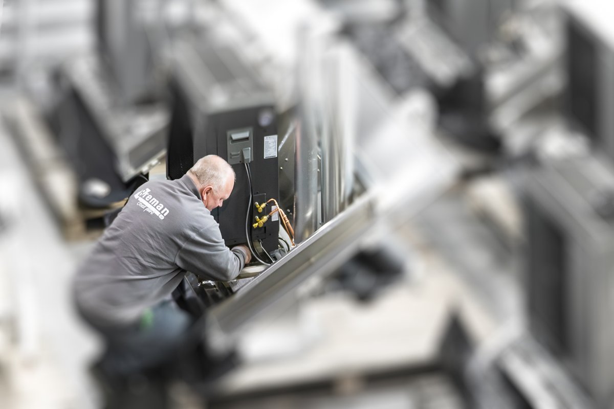 Bij #Breman Schoorsteentechniek hebben we als missie vernieuwend en toonaangevend te willen zijn. Bijvoorbeeld met nieuwe producten, check: bit.ly/2S3K8ha #warmtepomp #schoorsteentechniek #innovatie #prefabschoorsteen #schoorsteen #energietransitie #duurzaambouwen