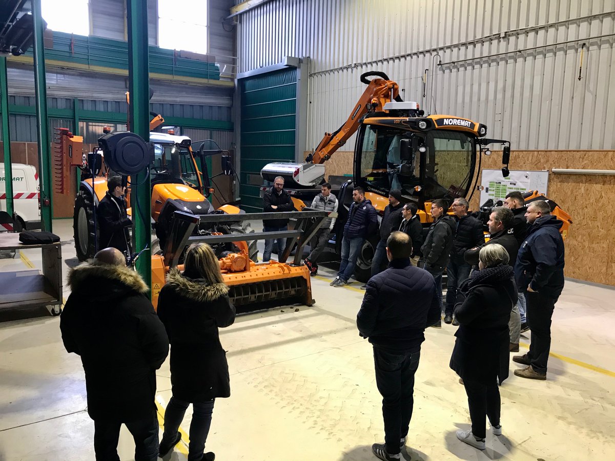 Quel plaisir de retrouver quelques clients au siège de Ludres pour partager leurs expériences et leur métier. 🙋 Au programme : visite d'entreprise, démonstrations et un peu de tourisme ! 😎 👌